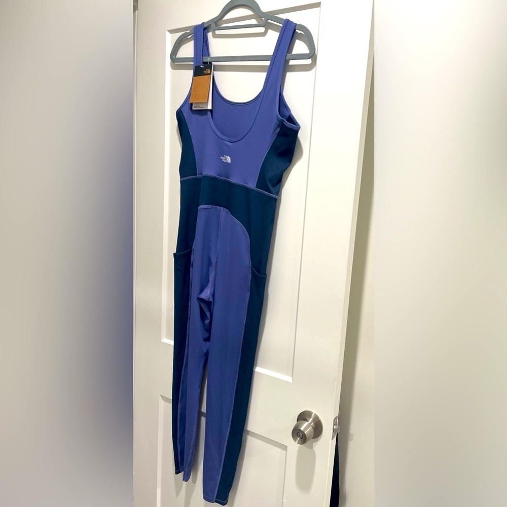 🟥🔴SOLD The North Face NWT Large Dune Sky Unitard Jumpsuit NWT (NOT FOR SALE).🟥🔴